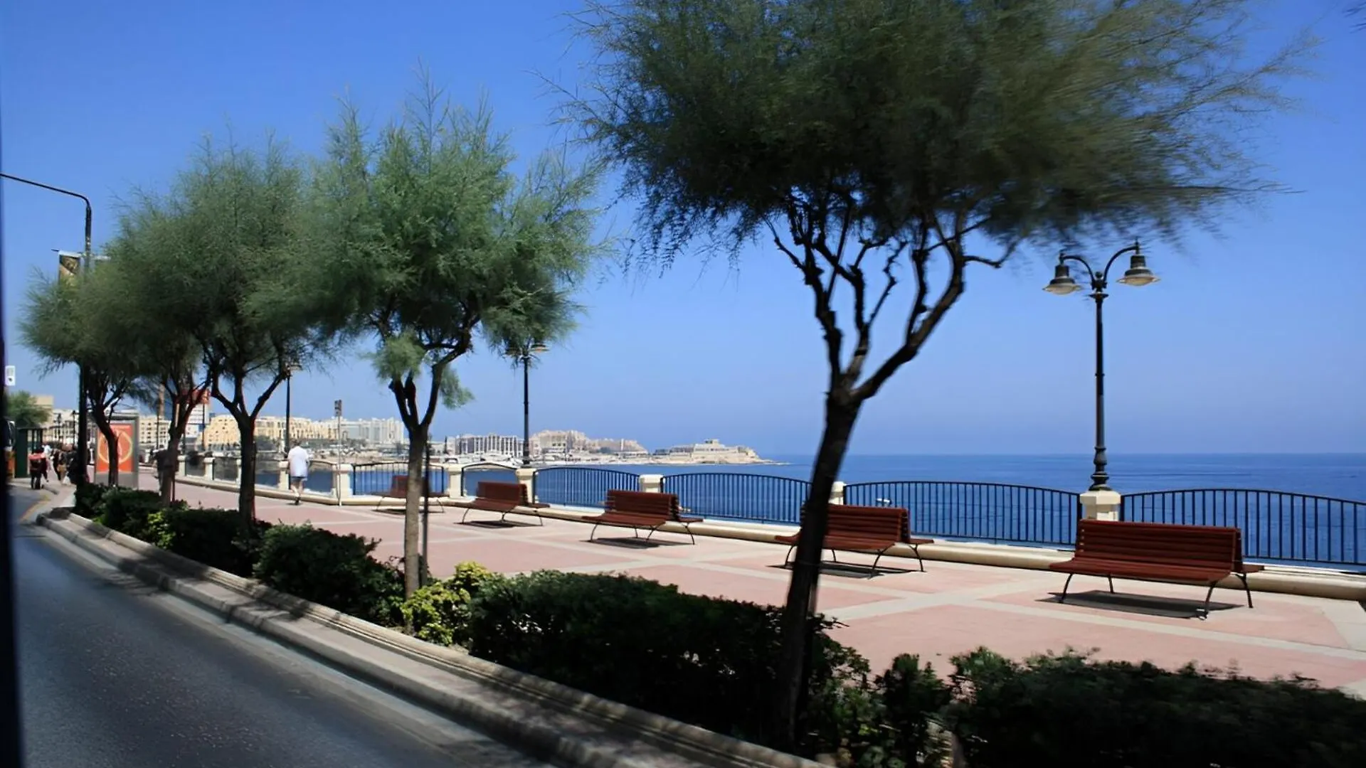 Bright 3Br With Sea Views In Central Sliema 0*,