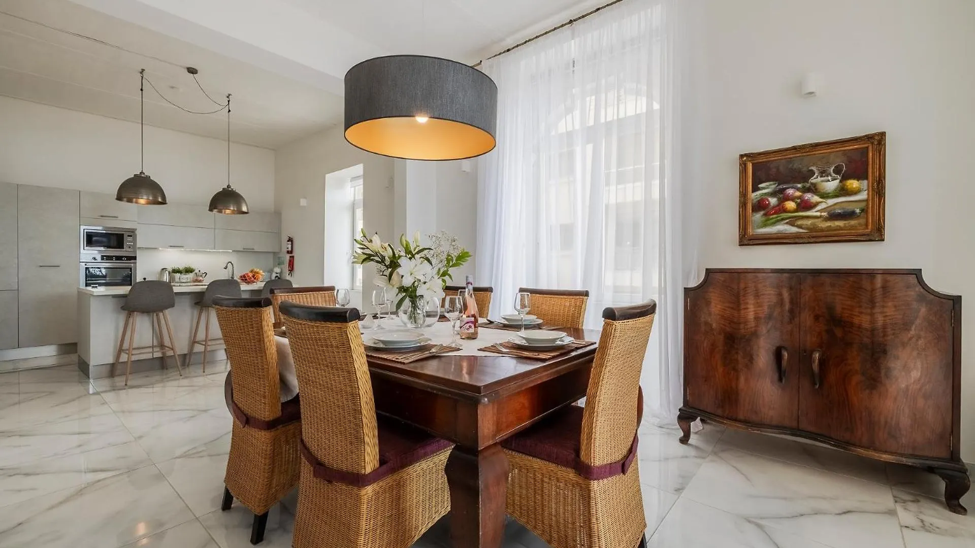 Bright 3Br With Sea Views In Central Sliema 0*,  Malta