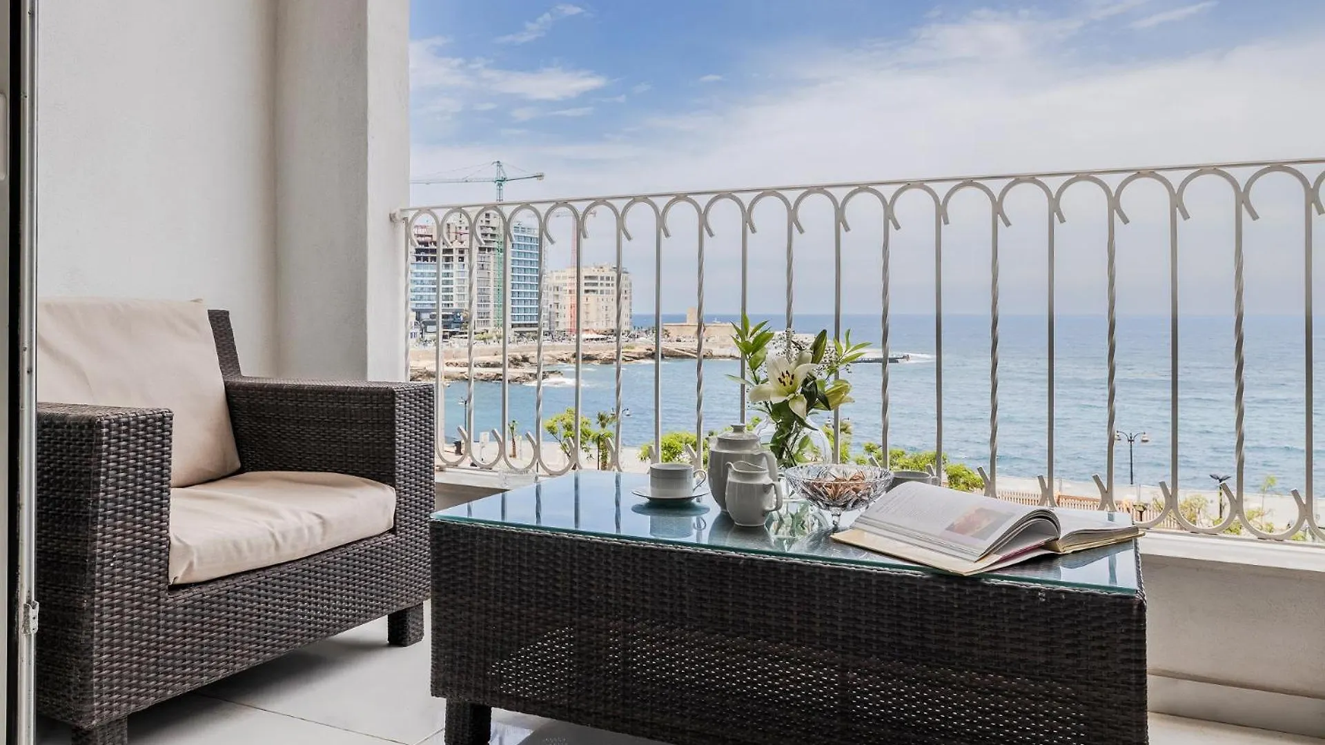 Bright 3Br With Sea Views In Central Sliema